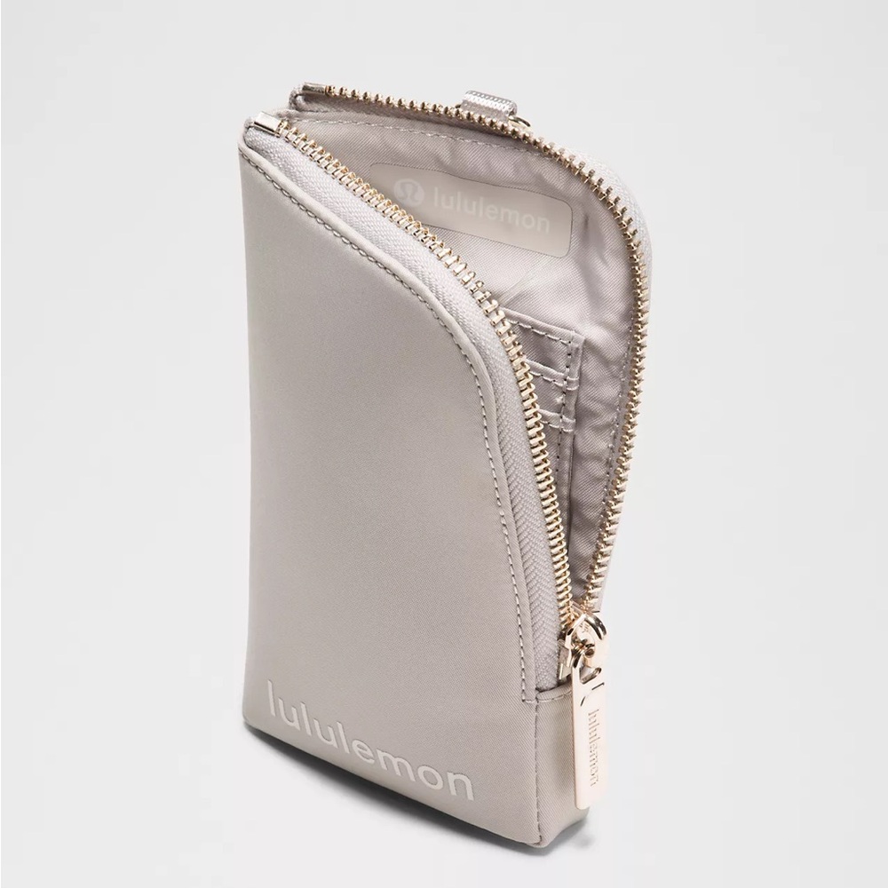 lululemon athletica light gray key and card holder wristlet attachment